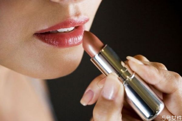 虾青素适合什么肤质(虾青素适合什么肤质)