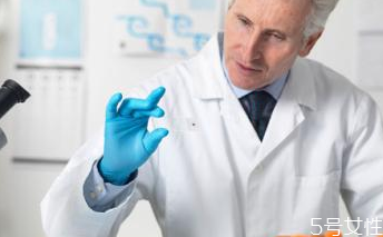 新生儿脑缺氧的症状(新生儿脑缺氧的症状有哪些表现)