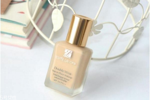 混油皮适合用什么粉底液,混油适合什么粉底液