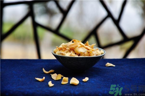 识别硫磺药材方法(硫磺熏过的药材如何辨别)