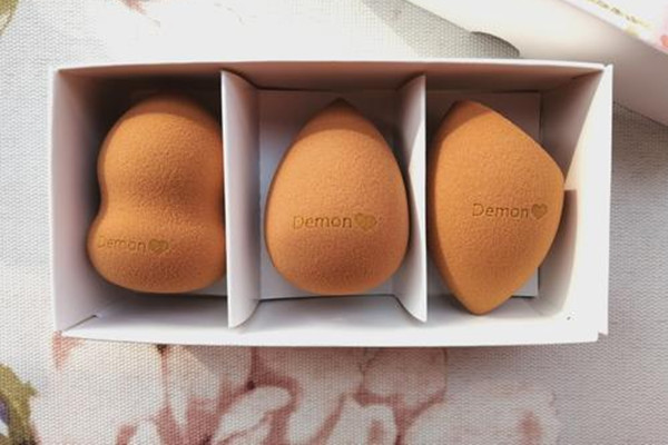 赫莲娜小绿瓶怎么样(赫莲娜小绿瓶精华怎么样)