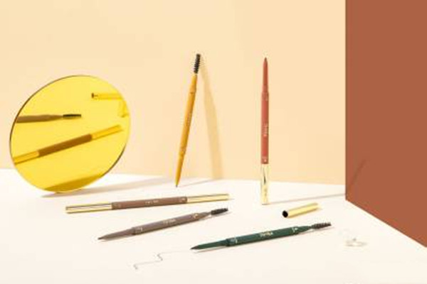 AHC眼膜适合什么年龄(ahc眼霜适合什么年龄)