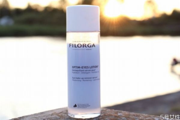 混合性皮肤品牌哪个好(混合型皮肤用哪个牌子)