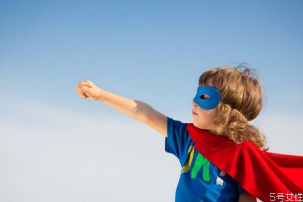 感冒药先吃饭还是先吃药,发烧先吃饭还是先吃药