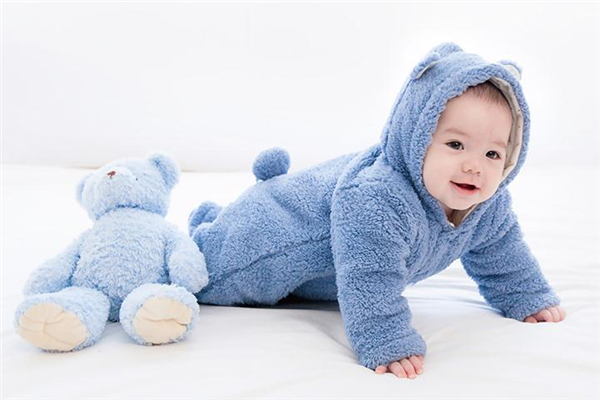 王姓鼠年宝宝取名建议(王姓鼠年宝宝起名大全)