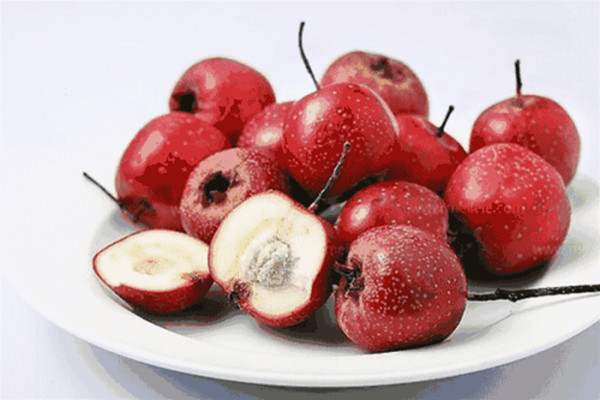 山楂的热量高吗(山楂的热量高吗,减肥能吃吗)