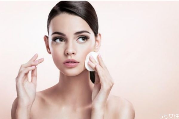 欧莱雅小黑瓶适合什么年龄(欧莱雅小黑瓶适合多大年龄) 欧莱雅小黑瓶适合什么年龄(欧莱雅小黑瓶适合多大年龄)