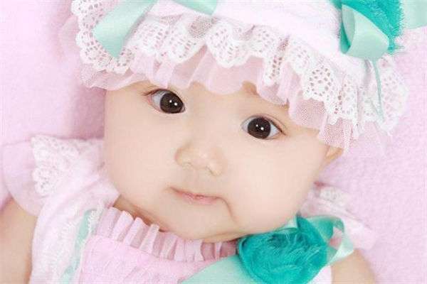 属鼠女孩怎么取名字好(属鼠女孩取什么名字好)