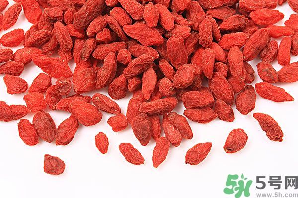 枸杞子的作用(枸杞子的作用和功能主治) 枸杞子的作用(枸杞子的作用和功能主治)