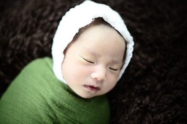 痔疮膏可以擦痘痘吗,痔疮膏确实对痘痘有用 痔疮膏可以擦痘痘吗,痔疮膏确实对痘痘有用