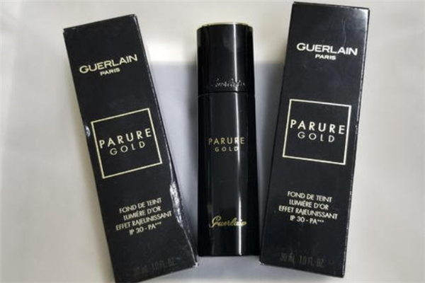 雅诗兰黛樱花微精华功效(雅诗兰黛樱花微精华功效)