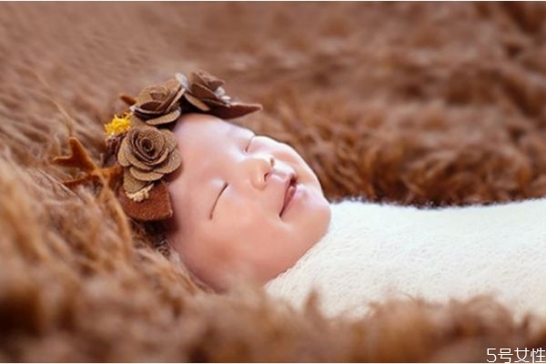 父母最喜爱的20大名字(父母名字大全)