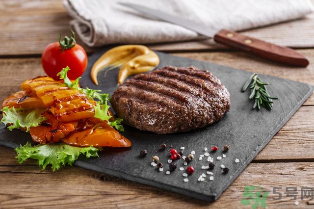 不同纯露适合的肌肤(什么纯露好用)