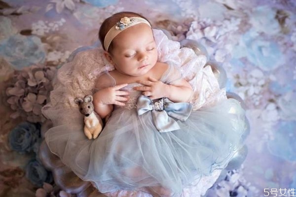 孩子的取名的事情重要吗(取名真的很重要吗)