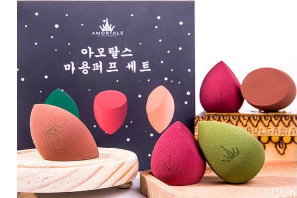 氨基酸洗面奶怎么区分(氨基酸洗面奶怎么区分是不是正品) 氨基酸洗面奶怎么区分(氨基酸洗面奶怎么区分是不是正品)