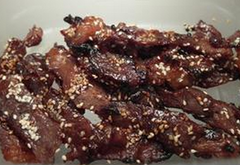 蜜汁黑椒牛肉干(黑椒汁做黑椒牛肉的做法)