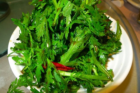 茼蒿选购保存有秘诀(茼蒿怎么储存)