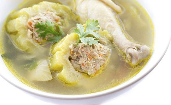 推荐料理/凤梨苦瓜鸡汤(凤梨苦瓜鸡汤的做法)