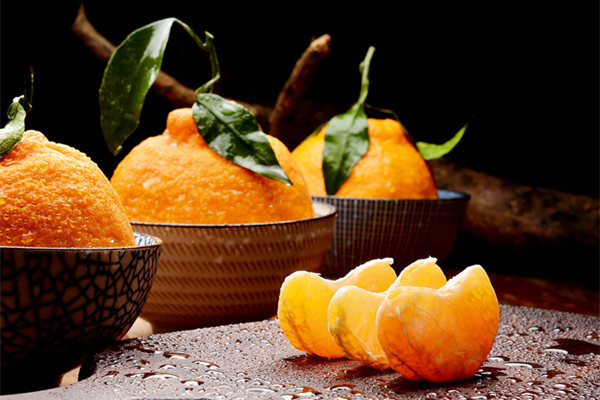 自己涂指甲油的技巧,自己涂指甲油的技巧视频教程 自己涂指甲油的技巧,自己涂指甲油的技巧视频教程