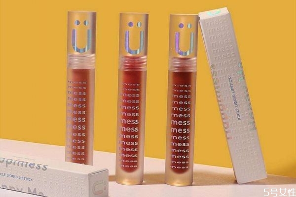 洗面奶正确使用方法(洗面奶该如何正确使用)