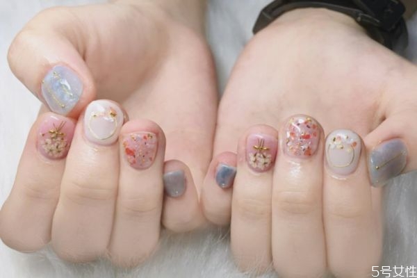 悦诗风吟的睫毛膏好用吗,kissme哪款睫毛膏好用