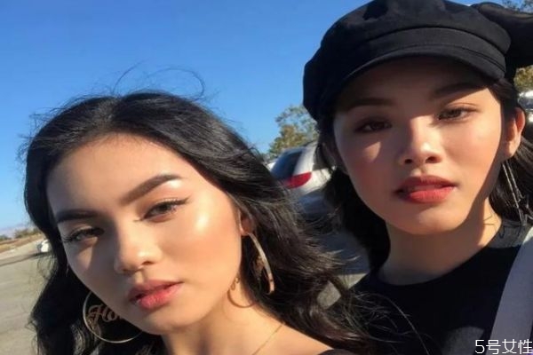 精华油和精华液哪个好(精华液和精华油哪个比较好?)