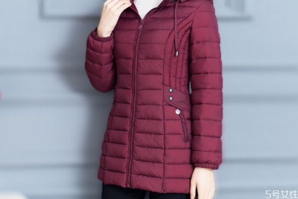 冬天适合穿什么颜色衣服暖身(冬天穿什么颜色衣服最保暖) 冬天适合穿什么颜色衣服暖身(冬天穿什么颜色衣服最保暖)