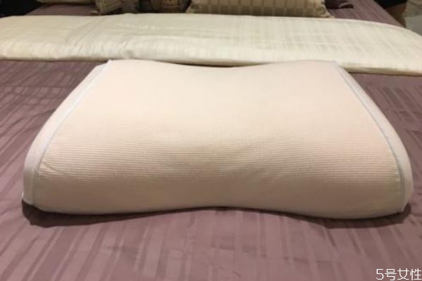 乳胶枕头多级洗一次(乳胶枕头多久洗一次)