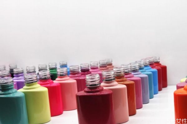 甲油胶加固胶的作用,甲油胶功能胶是什么 甲油胶加固胶的作用,甲油胶功能胶是什么