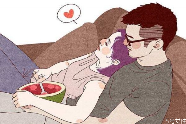 处女座会被哪个星座吸引呢(处女座会被什么星座吸引)