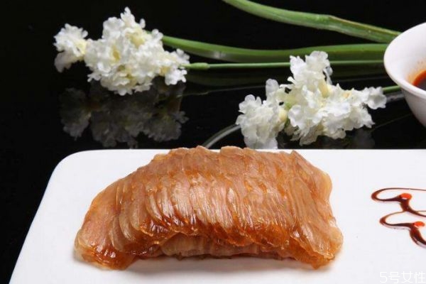 睫毛很难夹翘,怎么样才能把睫毛夹翘