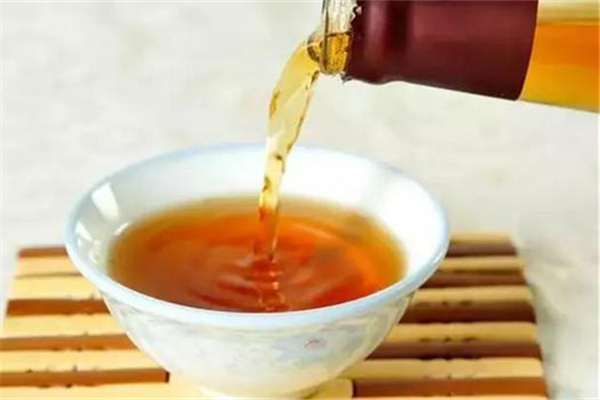 橘朵眼影哪个色号最好看(橘朵眼影哪个色号最好看)