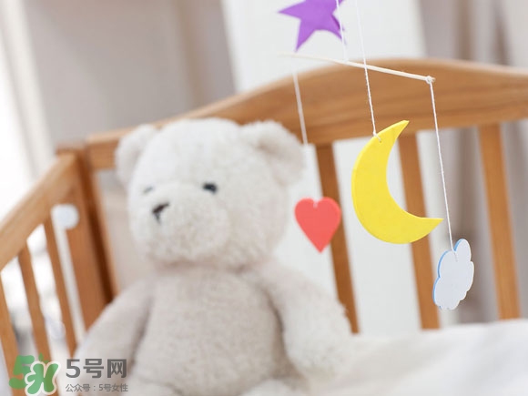 有哪些办法可以帮助宝宝塑造完美头型呢(宝宝纠正头型的方法)