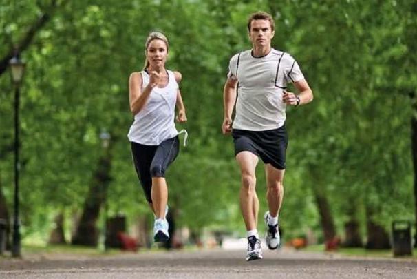 跑步有氧心率区间(跑步有氧心率区间)