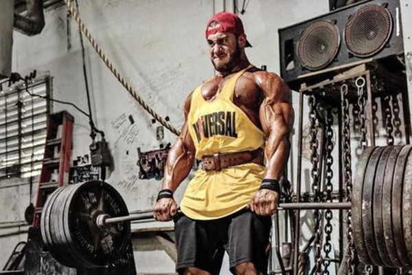 硬拉的主要发力点是哪里(硬拉发力点在哪里)