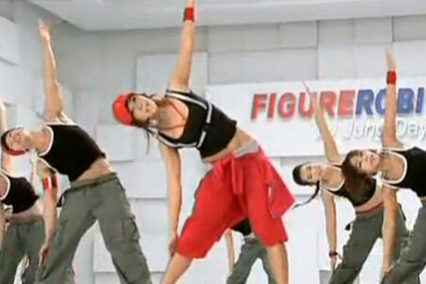 郑多燕小红帽适合哪些人(郑多燕小红帽和小灰帽哪套效果好)