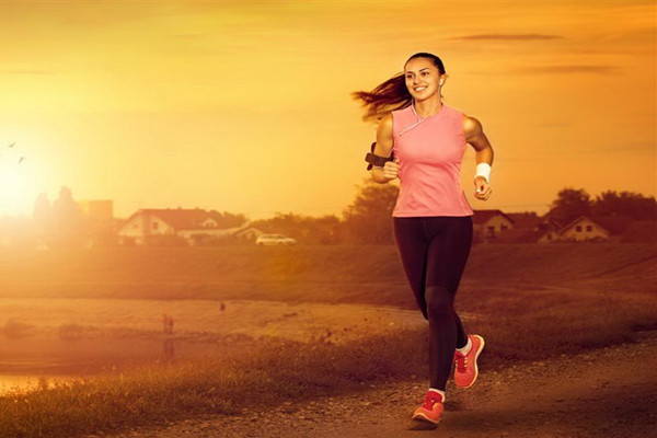 老人怎样能增加肺活量(什么可以增加人的肺活量)