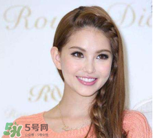 昆凌是破腹产还是顺产,昆凌生宝宝是顺产吗 昆凌是破腹产还是顺产,昆凌生宝宝是顺产吗