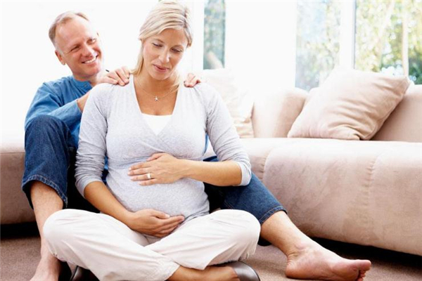 孕妇羊水破了是什么感觉 什么时候生,孕妇羊水破了是什么感觉 还会有胎动 孕妇羊水破了是什么感觉 什么时候生,孕妇羊水破了是什么感觉 还会有胎动