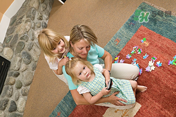 适合低龄儿童的游戏,适合低龄儿童的小游戏 适合低龄儿童的游戏,适合低龄儿童的小游戏