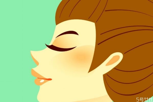 运动护肤要注意什么呢(运动前需要护肤吗)