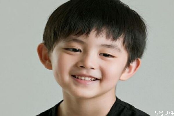 男生名字两个字好听的,男生名字两个字好听真名 男生名字两个字好听的,男生名字两个字好听真名