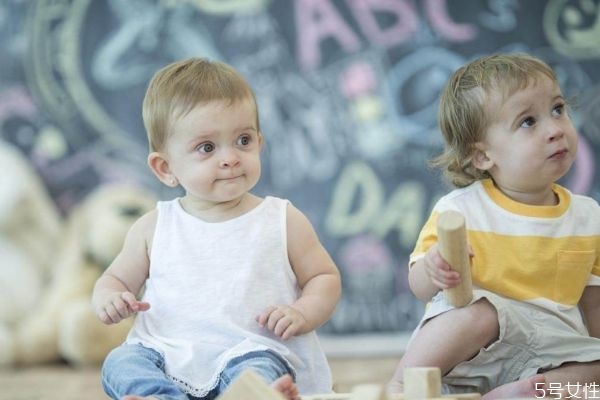 猪年宝宝取名字注意什么,今年猪年给宝宝起名大全