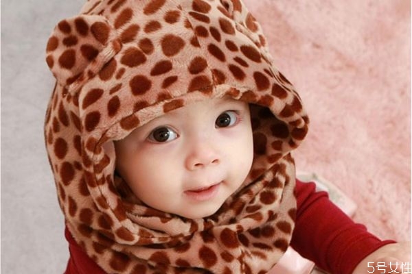 如何给宝宝取一个好名字,新生儿怎么取名字好 如何给宝宝取一个好名字,新生儿怎么取名字好