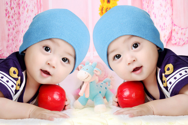 龙凤胎用一句唐诗起名,诗经取名龙凤胎