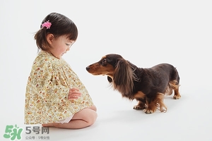 2岁宝宝的发育指标,2岁孩子生长发育指标