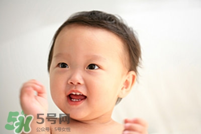 一岁宝宝发育标准指标,1岁小孩生长发育指标 一岁宝宝发育标准指标,1岁小孩生长发育指标