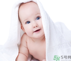 新生儿可以剪头发吗头发太长,新生儿可以剪头发吗 新生儿可以剪头发吗头发太长,新生儿可以剪头发吗