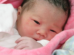 新生儿的胎脂怎么洗掉,新生儿身上的胎脂怎么去除 新生儿的胎脂怎么洗掉,新生儿身上的胎脂怎么去除