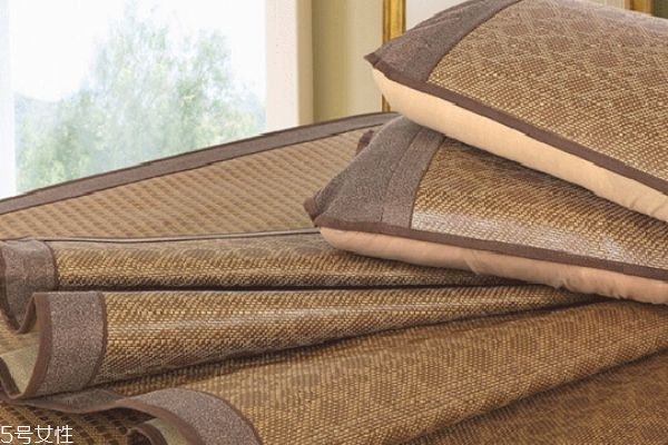 夏天用什么凉席最好,新生儿能睡凉席吗